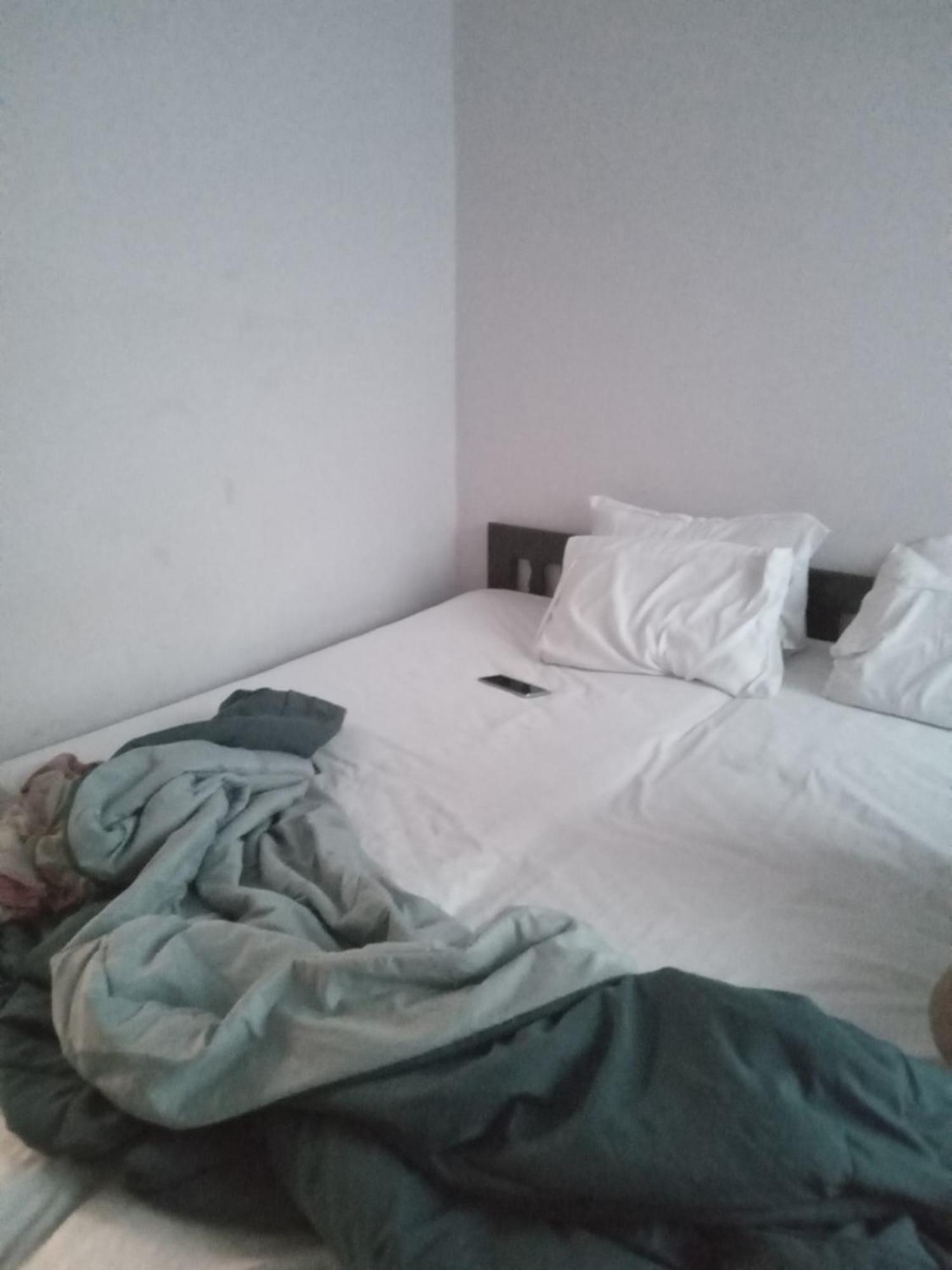 Bed and Breakfast Kapil Traders Nowe Delhi Zewnętrze zdjęcie